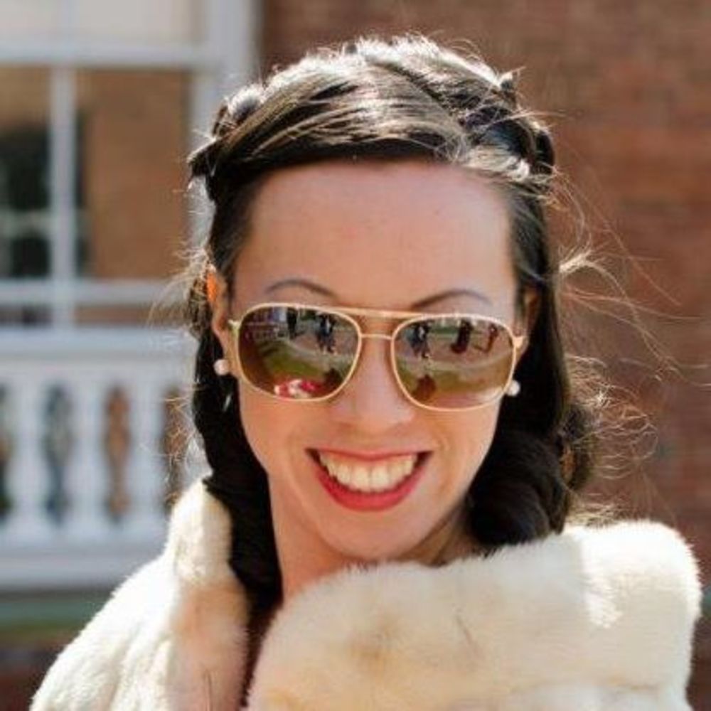 Meet your Posher, Emily